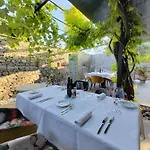 Gaudemus Boutique & Restaurant 3*