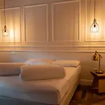 Gaudemus Boutique & Restaurant