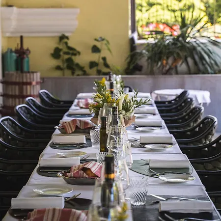 Hotel Gaudemus Boutique & Restaurant 3*